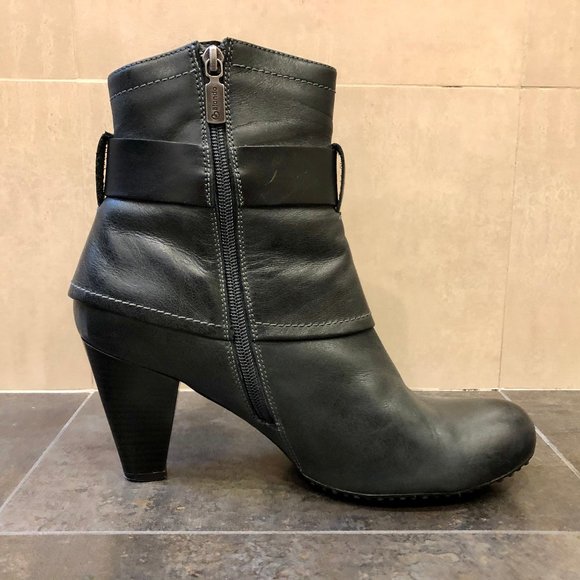 Blondo grey leather heeled ankle boots - Picture 3 of 11